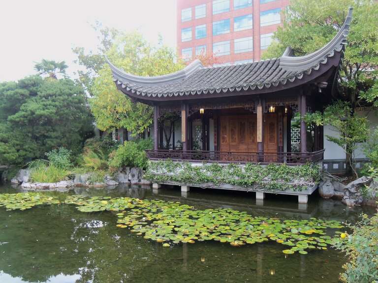 Lan Su Chinese Garden