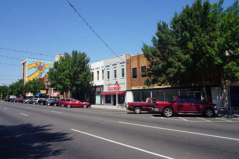 East Main Street in Norman, Oklahoma (United States).