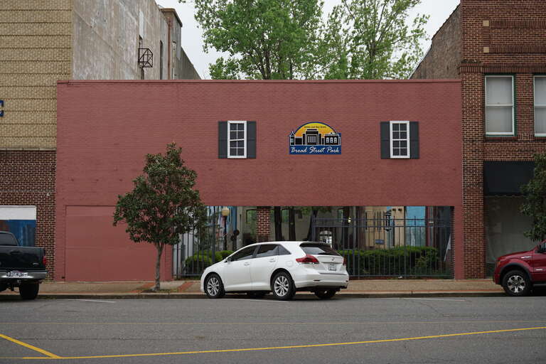 Broad Street Park in Texarkana, Arkansas (United States).