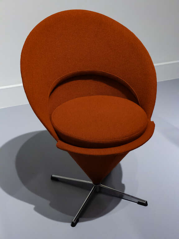 Cone Chair
Verner Panton
Danish, 1926-1998
Designed 1958, produced 1960/69
Stainless steel, foam rubber, wool, and plastic

The Art Institute of Chicago, Chicago, Illinois