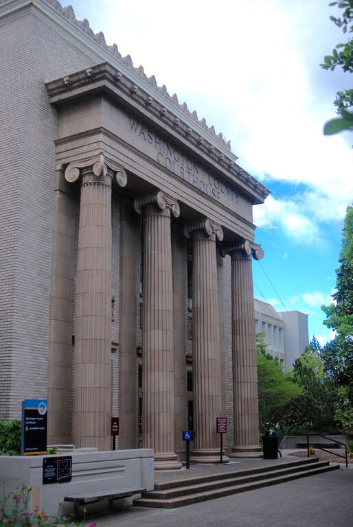 The east façade and main entrance of the Washington County Courthouse, in Hillsboro, Oregon, built in 1928–30.