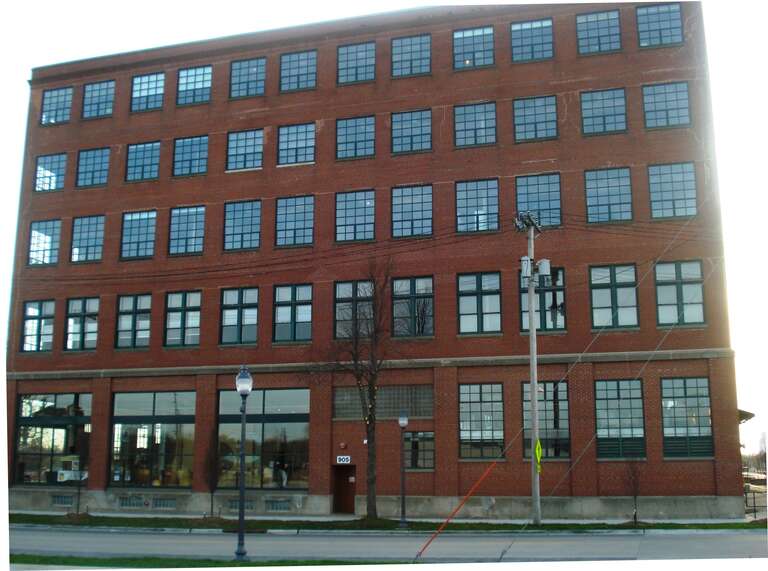 905 3rd Street, SE Cedar Rapids, Iowa.