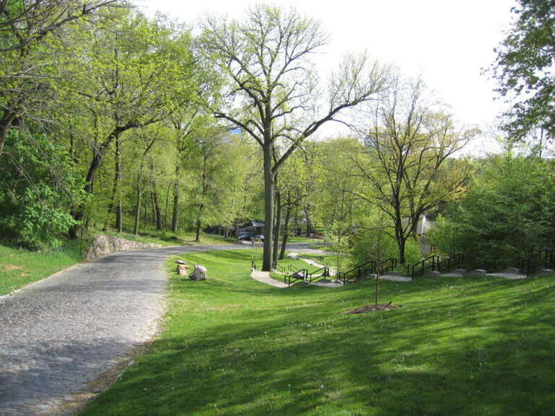 Cobblestone road (Van Buren Street) descending &quot;Monkey Hill&quot; in Brandywine Park.