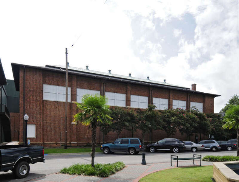 Court Tennis Building