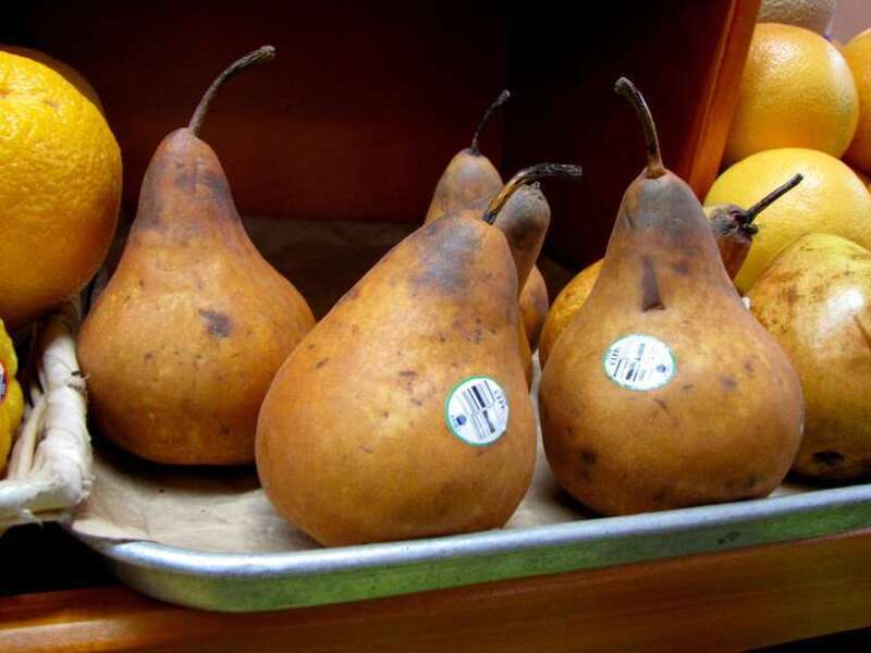 Fruits and vegetables for sale on August 5, 2012 at Eastern Market in Washington DC.
More at The Schumin Web:
&amp;lt;a href=&quot;https://www.schuminweb.com/photography/fruit-stands/&quot; rel=&quot;noreferrer