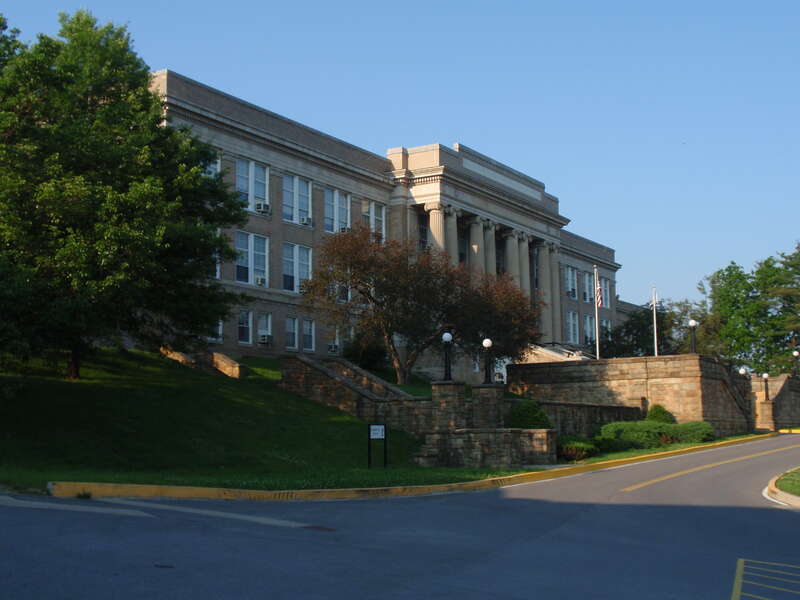 Fairmont State University - Fairmont, WV - Hardway Hall. It was originally known as the Fairmont Normal School Administration Building.



This is an image of a place or building that is listed on the National Register of Historic Places in the
