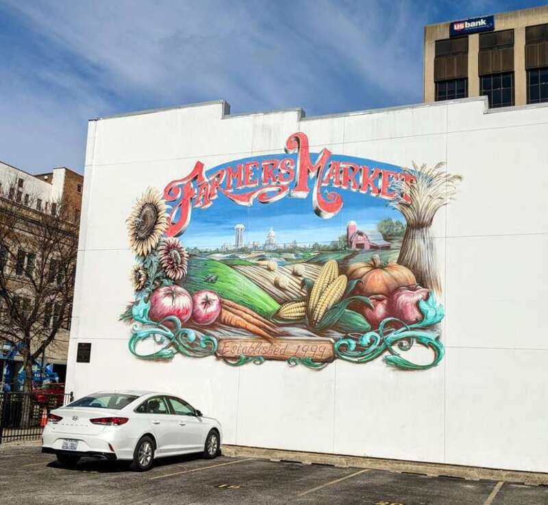Springfield, IL Farmers Market mural taken on 3/25/23