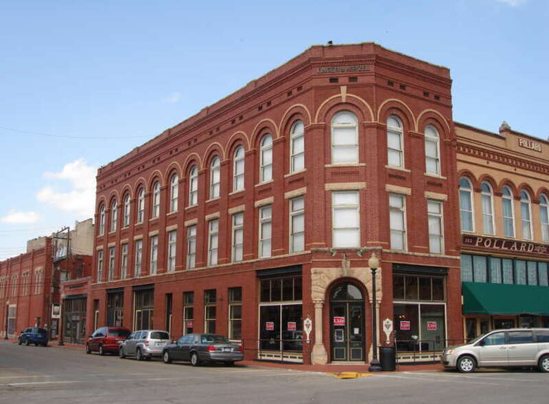 Guthrie, OK USA - Eager &amp;amp; Hirzel Building /124 W. Harrison Avenue/ Pollard Inn