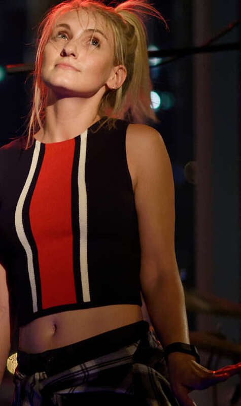 Linney performing &quot;Live at the Loft&quot; in the W Hotel in Hollywood, Los Angeles, California, on Wednesday, August 10th, 2016.