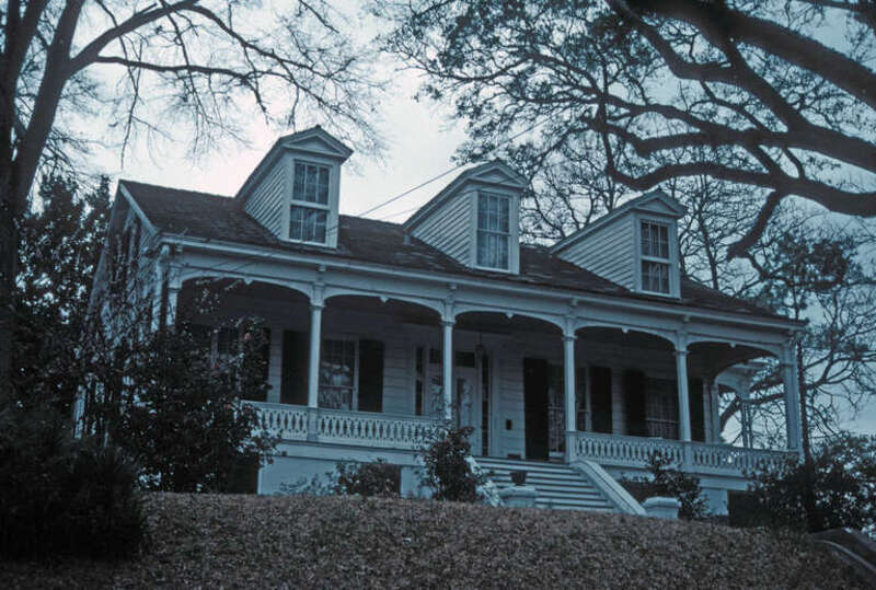 ORIGINAL HOME PREDATES DATES FROM 1817 BUT IN 1835 ALFRED AND ELIZA COCHRAN ENLARGED IT TO ITS PRESENT APPEARANCE.  A LATER OWNER DEVELOPED AND PRESERVED THOUSANDS OF PHOTOGRAPHIS OF THREE NATCHEZ PHOTOGRAPHERS