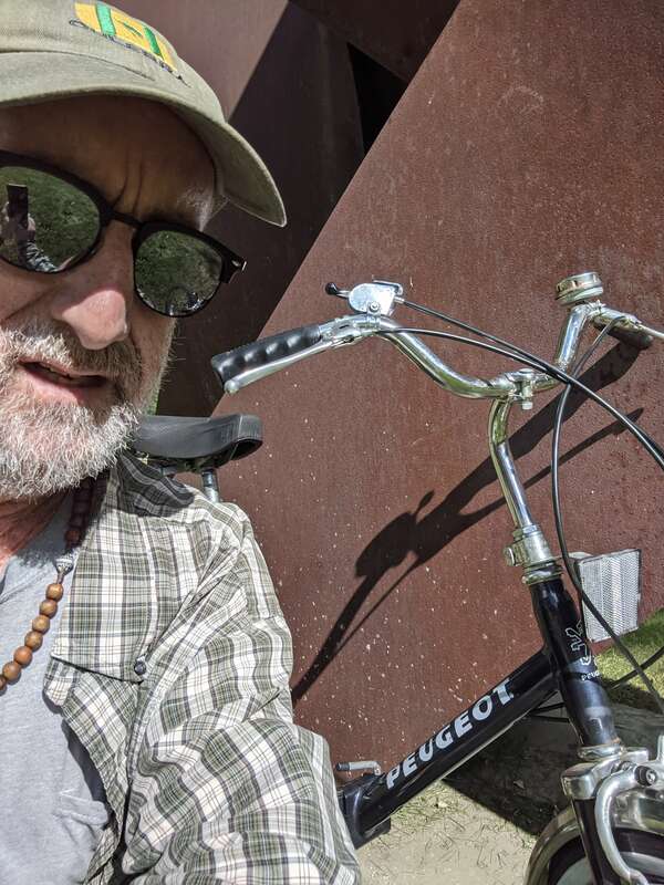 Michael J. Farrand at &quot;Perdido&quot; (1978) sculpture by Clement Meadmore on Dartmouth College in Hanover, New Hampshire.