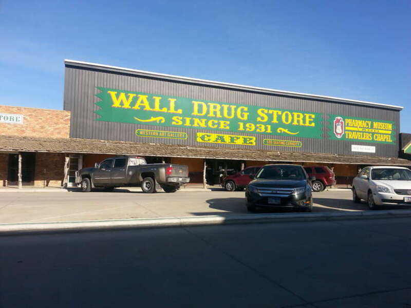 Wall, SD 57790, USA