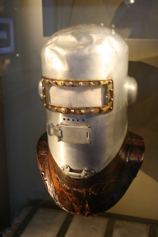 Smithsonian Castle, Smithsonian Institution, Washington, D.C. Complete indexed photo collection at WorldHistoryPics.com.