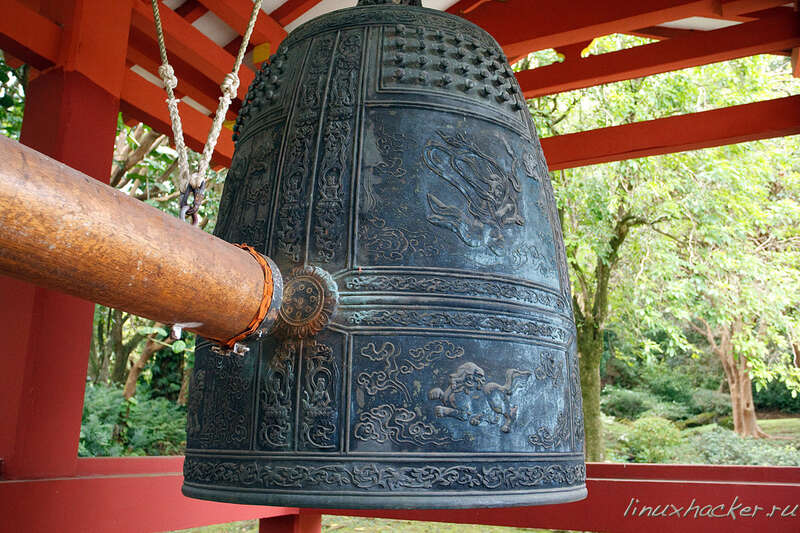 Bell near Byodo-in Temple