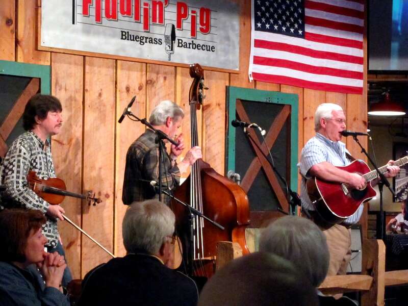 Bluegrass and Dinner at the Fiddlin' Pig - Asheville, NC.
