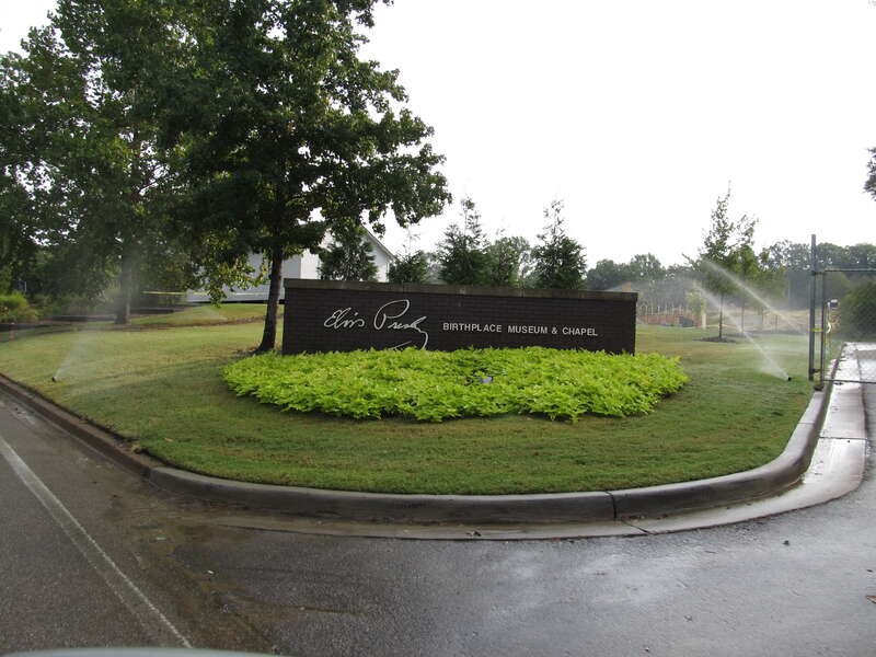 Elvis Aaron Presley (January 8, 1935 – August 16, 1977) was an American singer and actor. A cultural icon, he is commonly known by the single name Elvis. One of the most popular musicians of the 20th century, he is often referred to as the &quot;King of