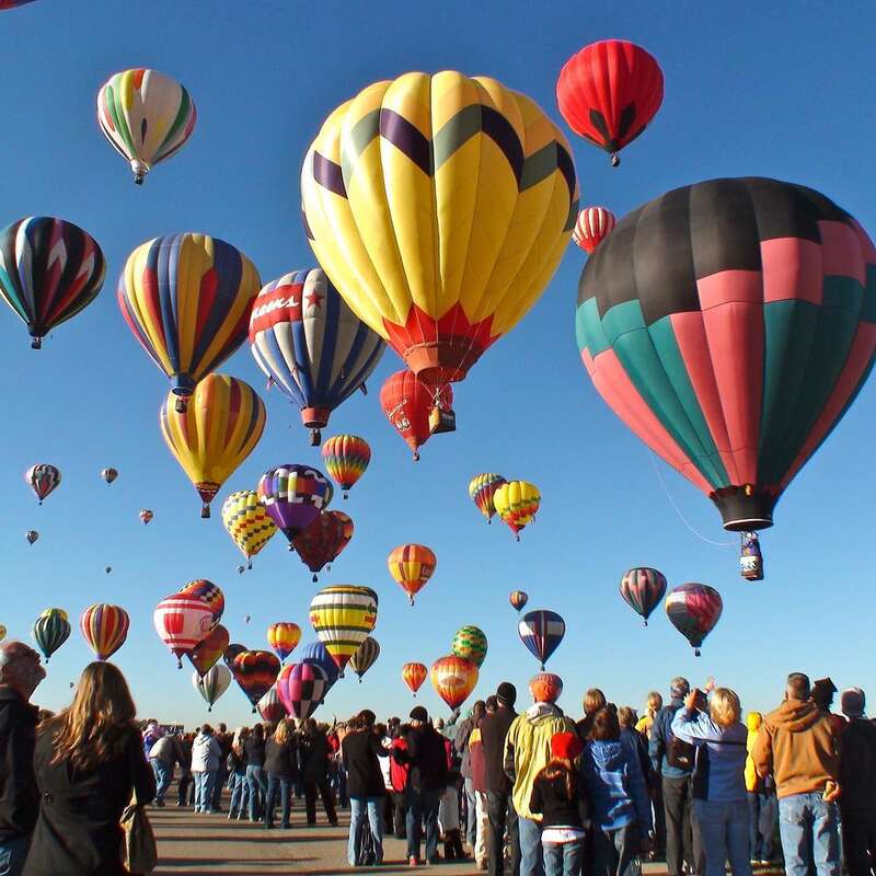 One of the amazing sights of the 2009 Albuquerque Balloon Fiesta #tbt  #hotairballoon #albuquerque #balloonfiesta #newmexico #nofilter #sky