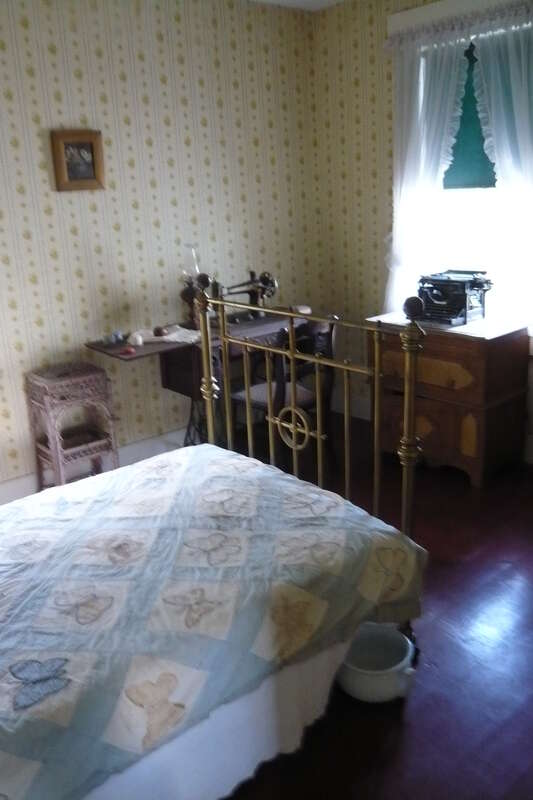 Bedroom, Robert Frost Farm State Historic Site, Derry, NH