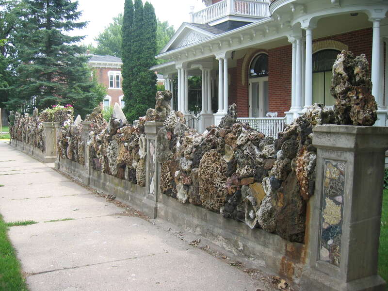 Rock Wall at the Porter House - Decorah