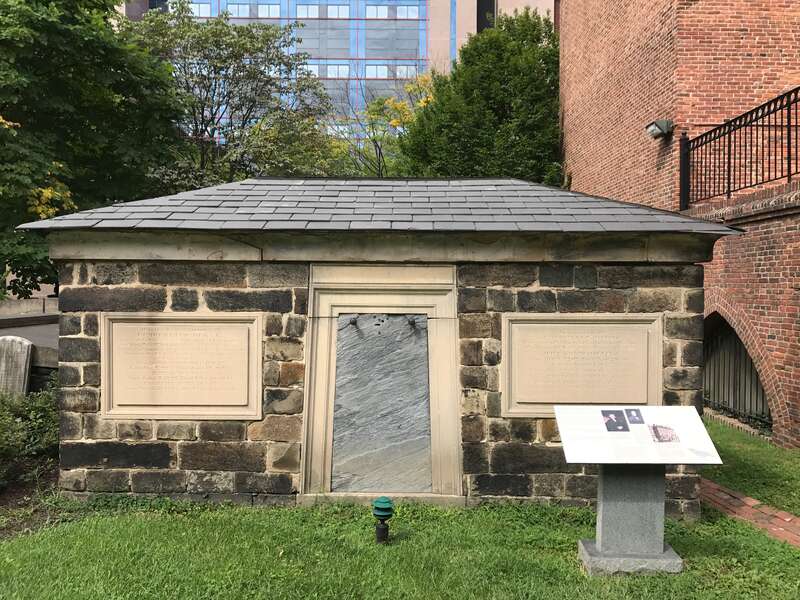 Photograph by Eli Pousson, 2017 August 23.