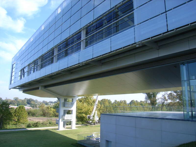 The 20,000 square feet of exhibit space located on two levels utilizes photographs, video, text and interactive stations to teach, inspire and make information accessible. A 110-foot timeline contextualizes the eight years of the Clinton