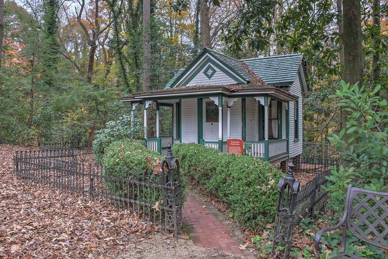 15-31-041: victorian playhouse