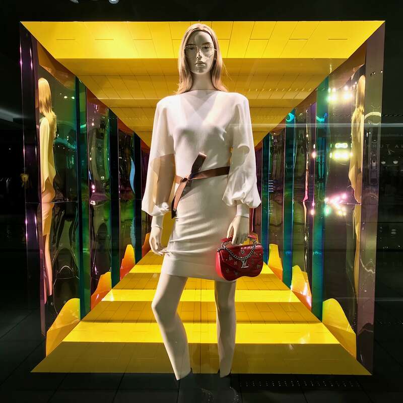 Louis vuitton shop window, Galleria, Houston