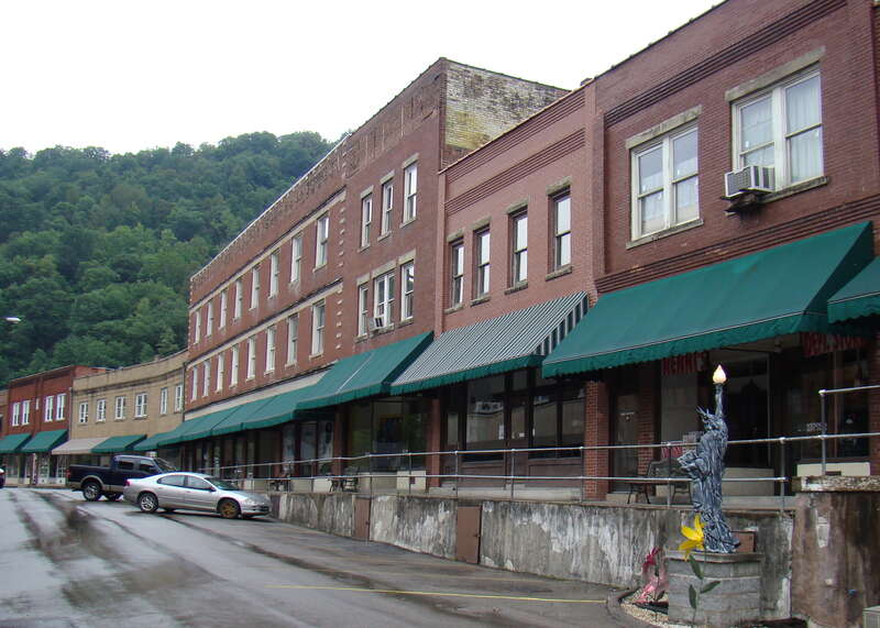 Matewan Historic District, a National Historic Landmark, was the site of the Battle of Matewan in May 1920 during a coal miners' strike.