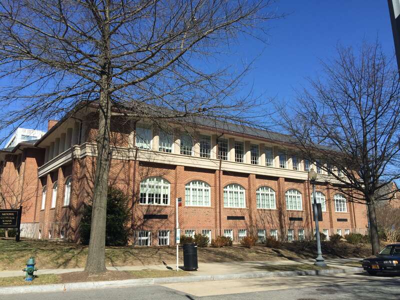 National Cathedral School, Washington DC: classroom building on Wisconsin Avenue, Middle and Lower School