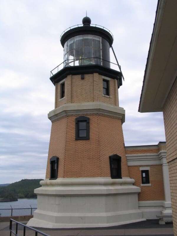 Split Rock Lighthouse light tower —on Lake Superior, in Minnesota.

Summer 2004.
Photo by Peter J. Markham.