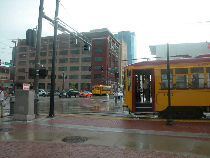 20050816 19 CATS 408 410 Markham St. @ Scott St.