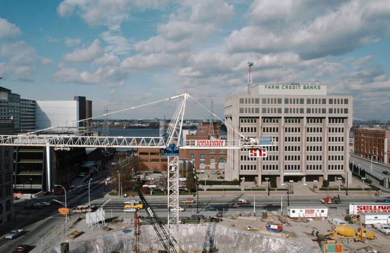 Looking N from roof of &amp;lt;a href=&quot;http://www.levybuilding.com/History.aspx&quot; rel=&quot;nofollow&quot;&amp;gt;Levy Building&amp;lt;/a&amp;gt; at NE corner of 3rd and Market Sts.
In foreground, construction of foundation of One Corporate Plaza at SE corner of 3rd and Main