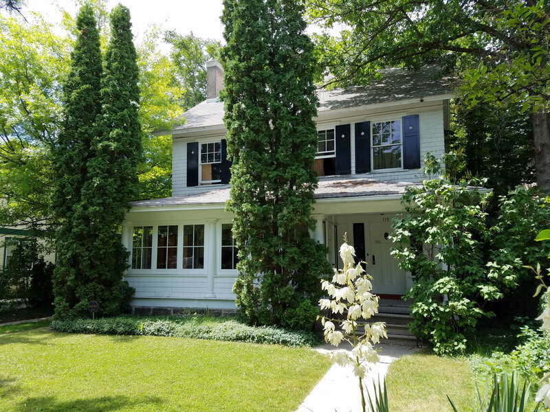 The Anna Bayhouse House (1906) is part of the West Warm Springs Historic District in Boise, Idaho.