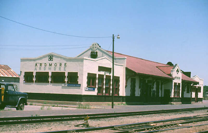 Ardmore station in July 1980. Amtrak signage is still up, though the Lone Star was discontinued the year prior.