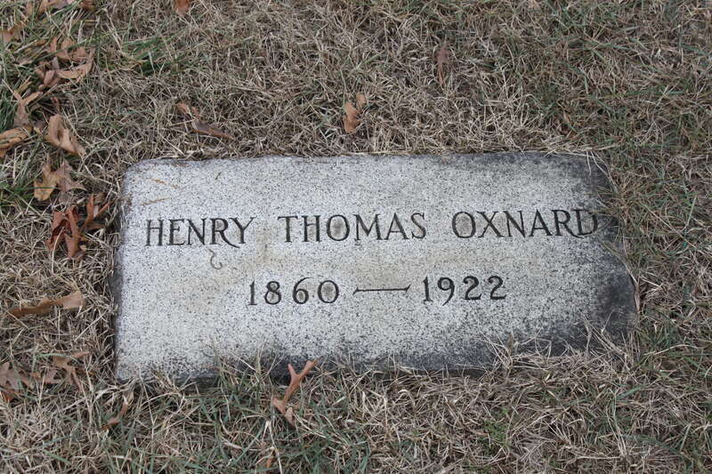 Grave of Henry Thomas Oxnard in Mount Olivet Cemetery, Washington, D.C.