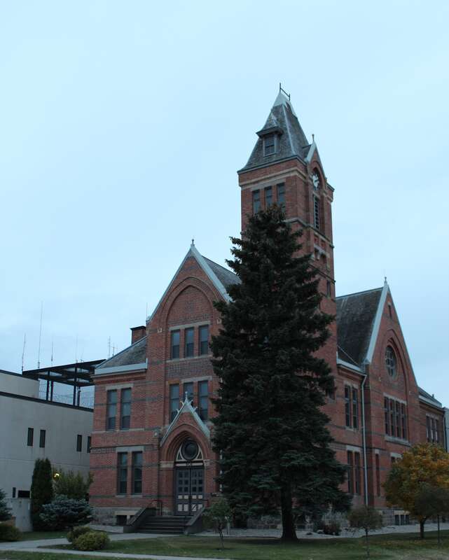 Stutsman County Courthouse and Sheriff's Residence/Jail