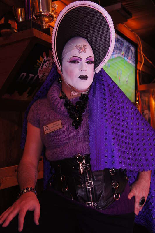 2013.02.07 Sisters Night Bingo at Woof's!

- SisterDixie Normous