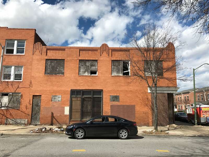 Photograph by Eli Pousson, 2017 April 4.