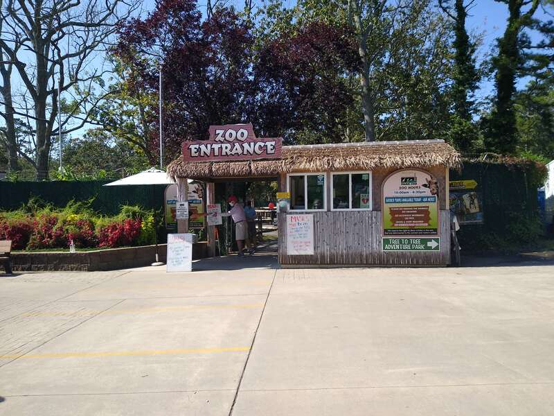 Cape May County Park &amp;amp; Zoo, zoo entrance