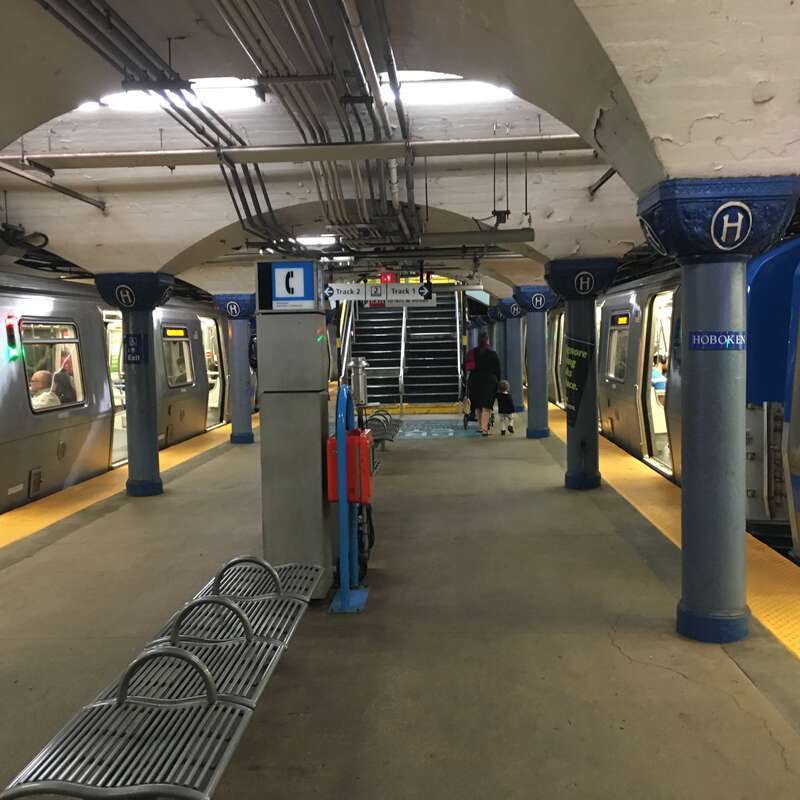 Hoboken PATH platform