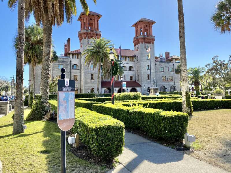 Built in 1887 and designed by the New York-based architecture firm of Carrère and Hastings, this Spanish Renaissance-style building was built by Henry Flagler in an effort to draw wealthy tourists to the warm winter climate of Florida.  When opened,