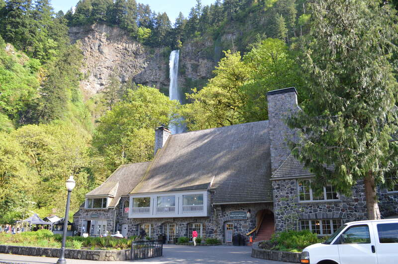 Multnomah Falls Restaurant