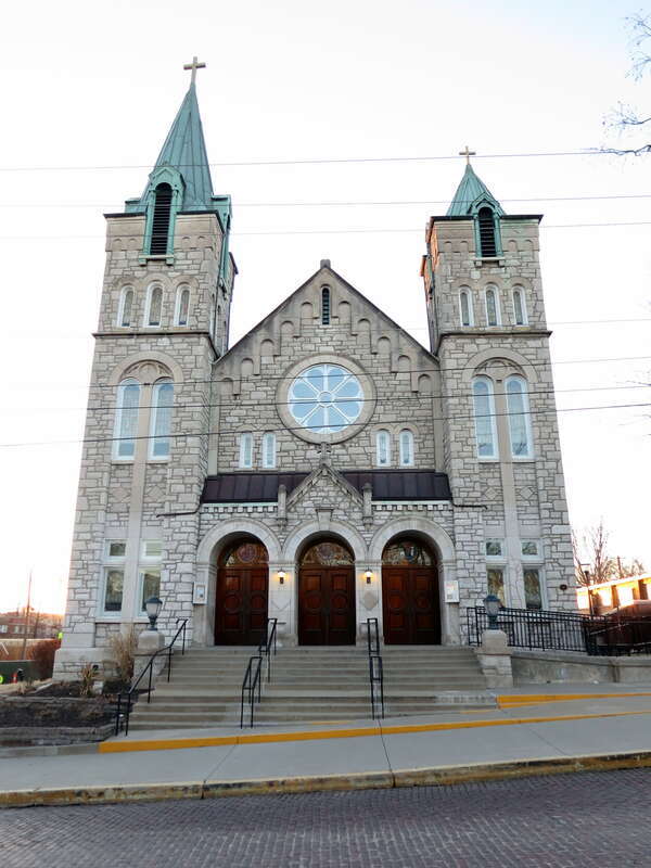 Sacred Heart Catholic Church (Columbia, MO) - exterior, front