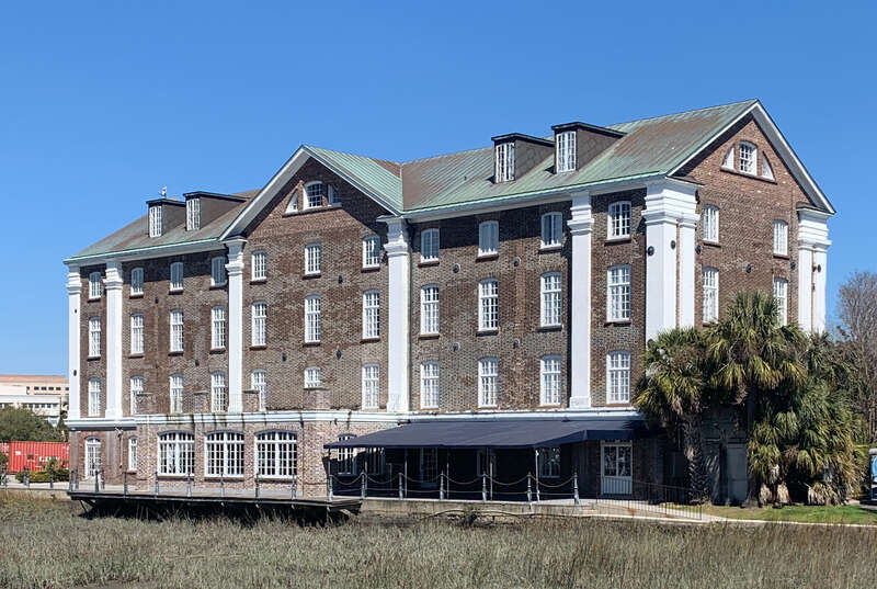 17 Lockwood Boulevard, Charleston, South Carolina