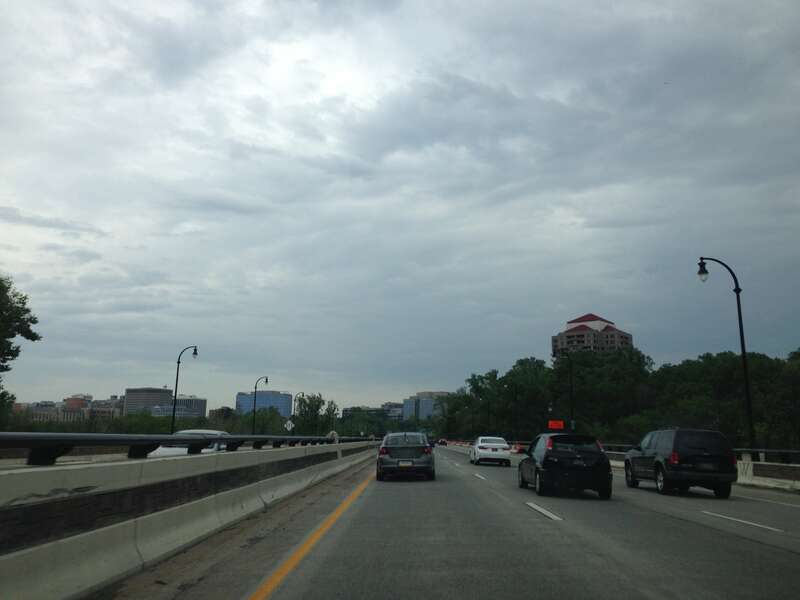 View south along Interstate 95 entering Wilmington, Delaware