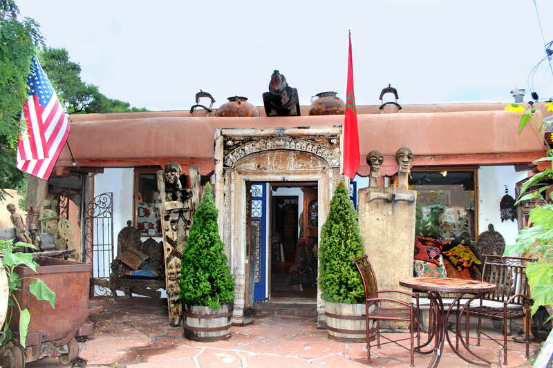 717 Canyon Road - Santa Fe, New Mexico, USA /Santa Kilim Gallery/