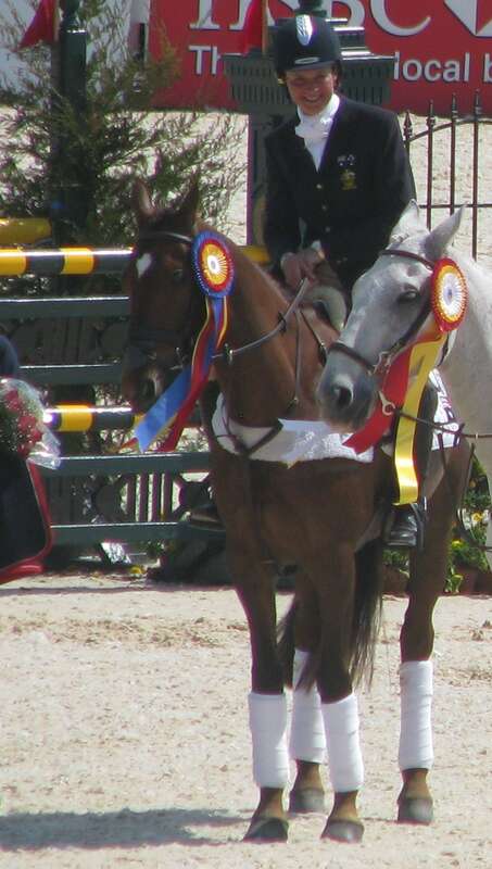 Rolex Kentucky Three Day Event (CCI 4*) 2009, presentation ceremony - Lucinda Fredericks with Headley Britannia