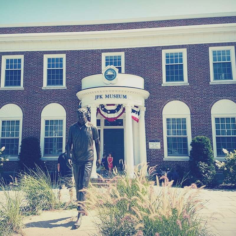 Statue of 35th U.S. president John F. Kennedy in front of the Kennedy Museum, Hyannis Port