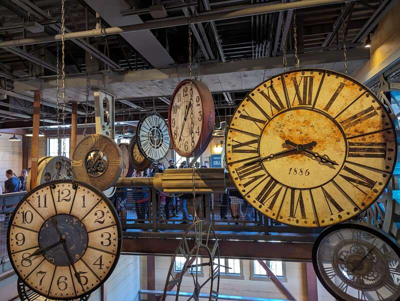 The clocks in the queue.