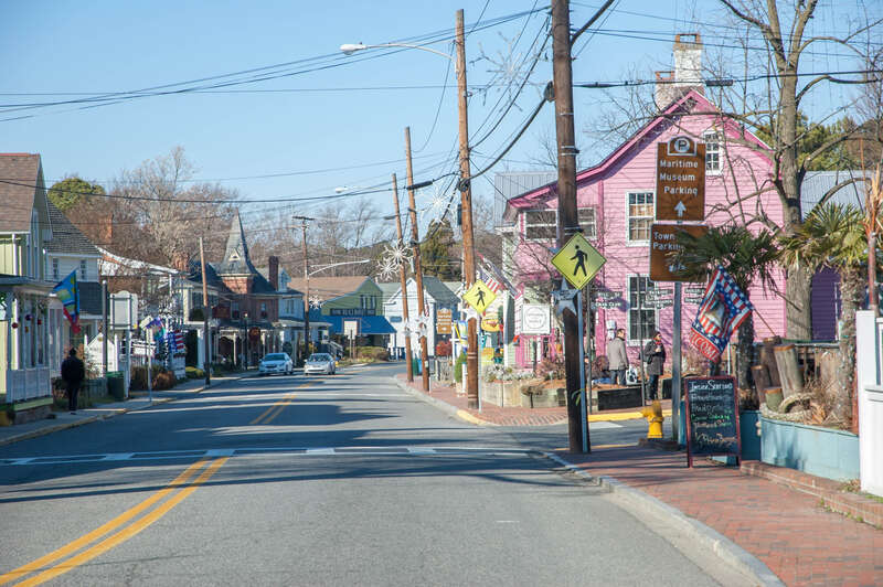 Looking north on North Talbot Street, retail district of Saint Michaels, MD